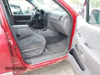 2002 Ford Explorer XLT с VIN 1FMZU73E82ZB94069, выставлен на аукционе IAAI как лот 42525853 с пробегом 143 036 миль миль и . История ставок и продаж доступна на DreamBid. Изображение 5.