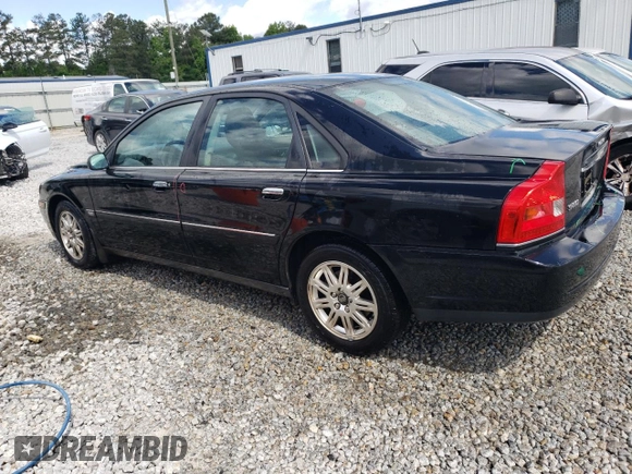 2005 Volvo S80 z VIN YV1TS592251392046, wystawiony jako Copart lot #55483455 z przebiegiem 76 762 mil mil oraz Szkoda całkowita • Salvage title. Historia ofert i sprzedaży dostępna na DreamBid. Obrazek 2.