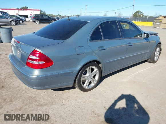 2006 Mercedes-Benz E 350 z VIN WDBUF56J26A864191, wystawiony jako IAAI lot #41713078 z przebiegiem 127 627 mil mil oraz . Historia ofert i sprzedaży dostępna na DreamBid. Obrazek 4.