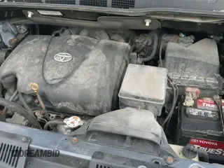 2017 Toyota Sienna XLE with VIN 5TDDZ3DC9HS159153, listed as a IAAI auction lot 41350390 with 110,715 mi miles and . Bid and sale history available at DreamBid. Image 19.