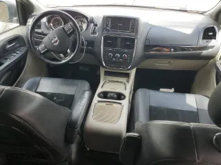 2018 Dodge Grand Caravan SXT with VIN 2C4RDGCG1JR300277, listed as a Copart auction lot 52858065 with 164,089 mi miles and Clean Title. Bid and sale history available at carsss.com. Image 8.