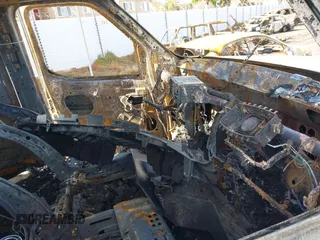 2018 Nissan NV SV z VIN 5BZBF0AA1JN850819, wystawiony jako IAAI lot #41817972 z przebiegiem Nie podano mil oraz . Historia ofert i sprzedaży dostępna na DreamBid. Obrazek 5.