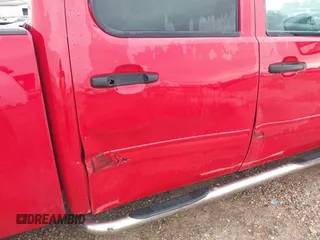 2010 Chevrolet Silverado 1500 LT with VIN 3GCRCSE08AG270268, listed as a IAAI auction lot 41534509 with 175,844 mi miles and . Bid and sale history available at DreamBid. Image 6.