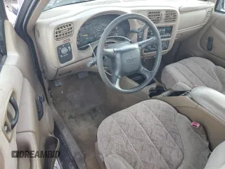 1999 GMC Sonoma SLS with VIN 1GTCS19W8XK514374, listed as a Copart auction lot 80079974 with 78,304 mi miles and Salvage Title. Bid and sale history available at carsss.com. Image 8.