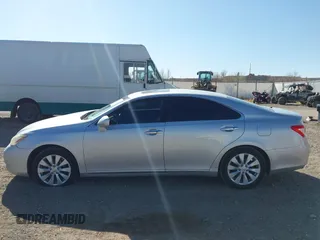 2007 Lexus ES with VIN JTHBJ46GX72144136, listed as a IAAI auction lot 42031389 with 169,111 mi miles. Bid and sale history available at carsss.com. Image 14.
