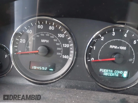 2006 Jeep Commander with VIN 1J8HG48N96C167253, listed as a IAAI auction lot 42179502 with 194,592 mi miles and . Bid and sale history available at DreamBid. Image 7.