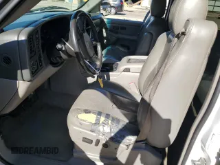 2004 Chevrolet Suburban Z71 with VIN 3GNFK16Z74G245340, listed as a Copart auction lot 57491305 with 283,174 mi miles and Salvage title. Bid and sale history available at DreamBid. Image 7.