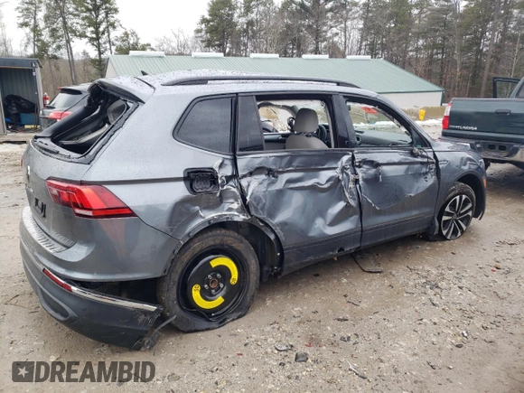 2022 Volkswagen Tiguan S z VIN 3VV1B7AX0NM131082, wystawiony jako Copart lot #47800415 z przebiegiem 59 966 mil mil oraz Szkoda całkowita • Salvage title. Historia ofert i sprzedaży dostępna na DreamBid. Obrazek 3.