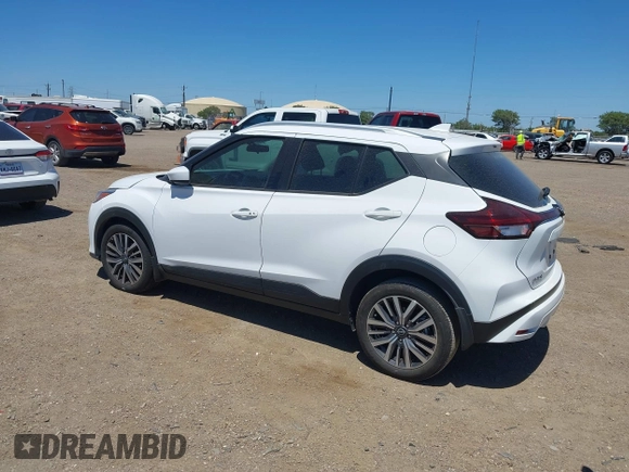 2024 Nissan Kicks SV z VIN 3N1CP5CV0RL482954, wystawiony jako IAAI lot #41978519 z przebiegiem 13 816 mil mil oraz . Historia ofert i sprzedaży dostępna na DreamBid. Obrazek 3.
