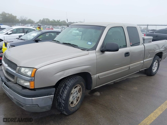 2003 Chevrolet Silverado 1500 LS with VIN 2GCEC19T131395606, listed as a IAAI auction lot 41969804 with 273,611 mi miles. Bid and sale history available at carsss.com. Image 2.