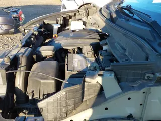 2015 Hyundai Tucson SE with VIN KM8JU3AGXFU050794, listed as a IAAI auction lot 43440138 with 161,385 mi miles and . Bid and sale history available at DreamBid. Image 20.