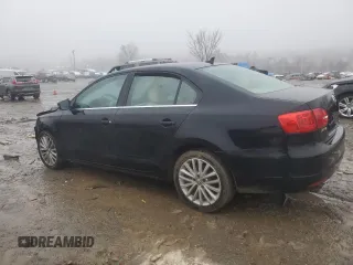 2011 Volkswagen Jetta SEL с VIN 3VWLZ7AJ5BM361174, выставлен на аукционе Copart как лот 44594195 с пробегом 204 030 миль миль и Списание • Salvage title. История ставок и продаж доступна на DreamBid. Изображение 2.