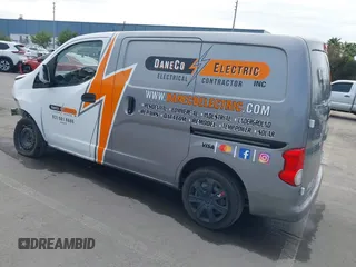 2015 Nissan NV200 SV with VIN 3N6CM0KN8FK727671, listed as a IAAI auction lot 41727194 with 165,776 mi miles. Bid and sale history available at carsss.com. Image 3.