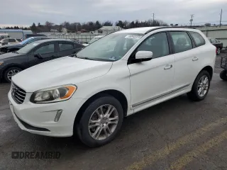 2015 Volvo XC60 T5 Drive-E with VIN YV440MDJ2F2689187, listed as a Copart auction lot 46942475 with 211,271 mi miles and Clean Title. Bid and sale history available at carsss.com. Image 1.