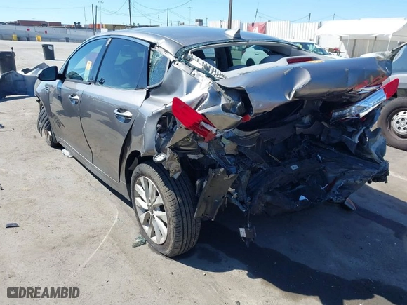 2018 Kia Optima EX with VIN 5XXGU4L37JG227461, listed as a IAAI auction lot 41871797 with 134,760 mi miles. Bid and sale history available at carsss.com. Image 3.