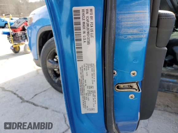 2021 Jeep Cherokee Altitude z VIN 1C4PJMLB7MD137385, wystawiony jako Copart lot #45909505 z przebiegiem Nie podano mil oraz Szkoda całkowita • Salvage title. Historia ofert i sprzedaży dostępna na DreamBid. Obrazek 14.