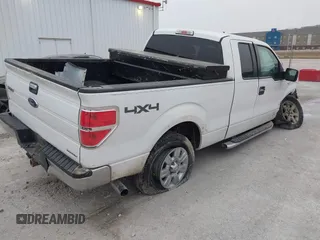 2012 Ford F-150 XL with VIN 1FTFX1EF2CFC77744, listed as a IAAI auction lot 41565431 with 200,701 mi miles. Bid and sale history available at carsss.com. Image 4.