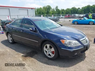 2005 Acura RL z VIN JH4KB16535C018279, wystawiony jako IAAI lot #42563577 z przebiegiem 140 738 mil mil oraz . Historia ofert i sprzedaży dostępna na DreamBid. Obrazek 1.