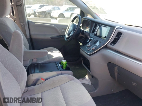 2016 Toyota Sienna LE AAS with VIN 5TDKK3DC6GS696573, listed as a IAAI auction lot 41662041 with 75,363 mi miles. Bid and sale history available at carsss.com. Image 5.