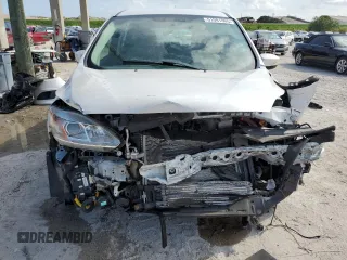 2017 Ford C-Max Energi SE with VIN 1FADP5EU8HL107917, listed as a Copart auction lot 51981005 with 999,999 mi miles and Non Repairable. Bid and sale history available at carsss.com. Image 5.