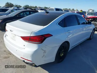2015 Hyundai Genesis 3.8L with VIN KMHGN4JE1FU059833, listed as a IAAI auction lot 41711970 with 159,061 mi miles. Bid and sale history available at carsss.com. Image 4.