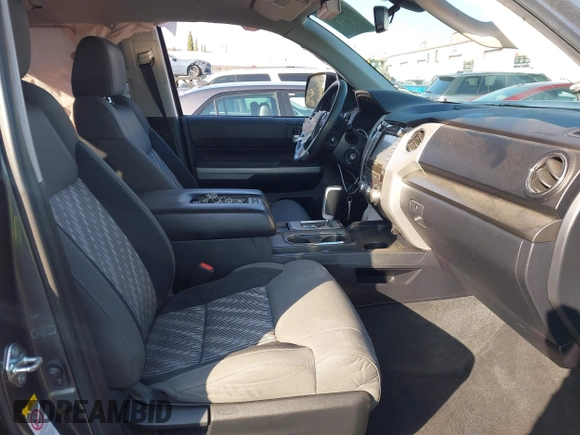 2019 Toyota Tundra 2WD SR with VIN 5TFRY5F17KX251217, listed as a IAAI auction lot 41433506 with 49,207 mi miles. Bid and sale history available at carsss.com. Image 5.