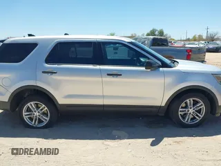 2017 Ford Police Interceptor Utility с VIN 1FM5K8ARXHGB55729, выставлен на аукционе IAAI как лот 42065217 с пробегом 182 237 миль миль и . История ставок и продаж доступна на DreamBid. Изображение 13.
