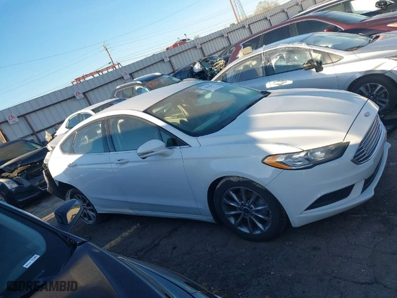 2017 Ford Fusion SE with VIN 3FA6P0H71HR388140, listed as a IAAI auction lot 41823597 with 160,000 mi miles. Bid and sale history available at carsss.com. Image 13.