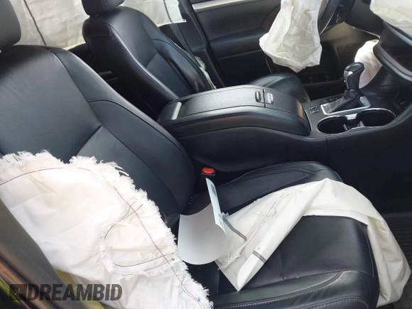 2016 Toyota Highlander XLE z VIN 5TDJKRFH3GS269861, wystawiony jako IAAI lot #42199493 z przebiegiem 94 237 mil mil oraz . Historia ofert i sprzedaży dostępna na DreamBid. Obrazek 5.