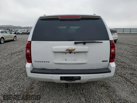 2008 Chevrolet Suburban LT w/3LT with VIN 1GNFK16368J232675, listed as a Copart auction lot 50056095 with 210,518 mi miles and Salvage Title. Bid and sale history available at carsss.com. Image 6.