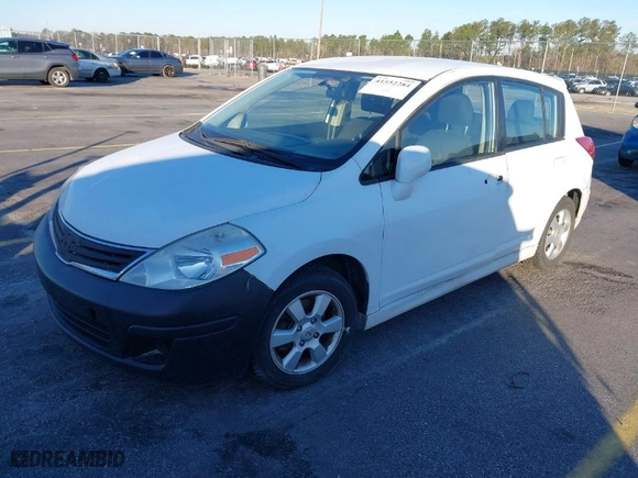 2011 Nissan Versa 1.8 S with VIN 3N1BC1CP2BL403100, listed as a IAAI auction lot 41552284 with 186,551 mi miles. Bid and sale history available at carsss.com. Image 2.
