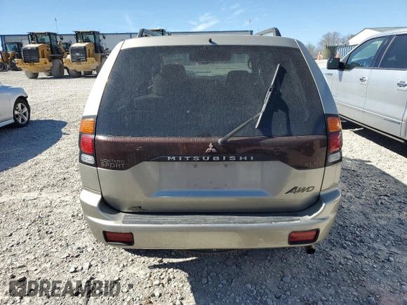 2002 Mitsubishi Montero XLS z VIN JA4MT31R42J055453, wystawiony jako Copart lot #49304455 z przebiegiem 137 106 mil mil oraz Szkoda całkowita • Salvage title. Historia ofert i sprzedaży dostępna na DreamBid. Obrazek 6.