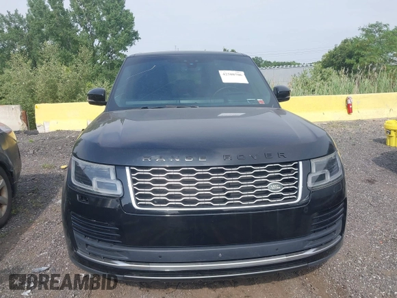 2018 Land Rover Range Rover z VIN SALGS2RE3JA389370, wystawiony jako IAAI lot #42508706 z przebiegiem 46 268 mil mil oraz . Historia ofert i sprzedaży dostępna na DreamBid. Obrazek 12.