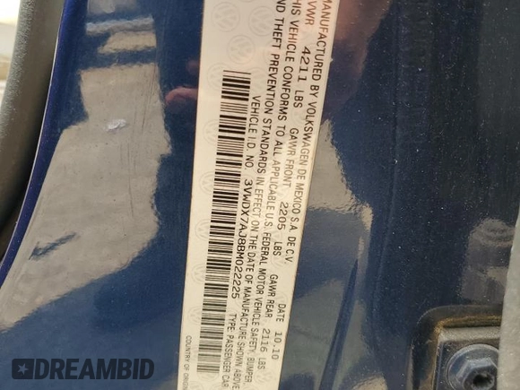2011 Volkswagen Jetta SE with VIN 3VWDX7AJ8BM022225, listed as a Copart auction lot 60039795 with 101,887 mi miles and Clean title. Bid and sale history available at DreamBid. Image 12.