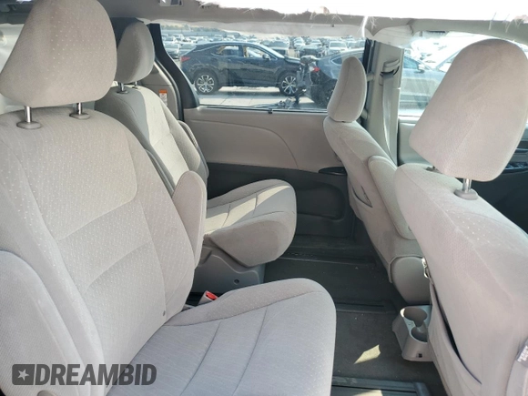 2019 Toyota Sienna LE with VIN 5TDJZ3DC4KS216224, listed as a Copart auction lot 66791514 with 90,306 mi miles and Salvage Title. Bid and sale history available at carsss.com. Image 11.