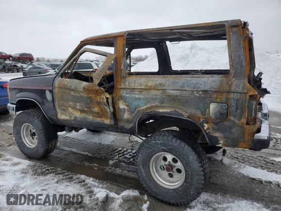 1987 Ford Bronco с VIN 1FMCU14T3HUC77415, выставлен на аукционе Copart как лот 47737825 с пробегом Не указан миль и На запчасти • Non repairable. История ставок и продаж доступна на DreamBid. Изображение 2.