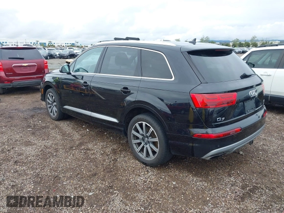 2017 Audi Q7 Premium Plus with VIN WA1LAAF71HD023838, listed as a IAAI auction lot 41924707 with 107,785 mi miles. Bid and sale history available at carsss.com. Image 3.
