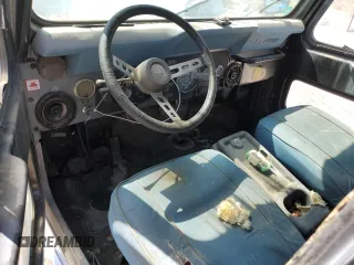 1979 Jeep CJ z VIN J9F93EH821261, wystawiony jako Copart lot #60118614 z przebiegiem 42 718 mil mil oraz Tytuł czysty. Historia ofert i sprzedaży dostępna na DreamBid. Obrazek 8.