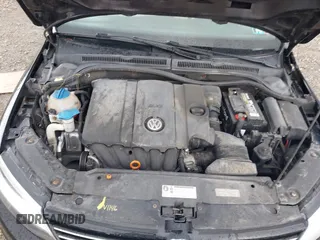 2013 Volkswagen Jetta SE z VIN 3VWDP7AJXDM289031, wystawiony jako IAAI lot #42325596 z przebiegiem 157 774 mil mil oraz . Historia ofert i sprzedaży dostępna na DreamBid. Obrazek 10.