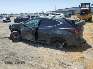 2024 Lexus NX 350 Premium with VIN 2T2GGCEZ2RC037973, listed as a Copart auction lot 57076595 with 33,000 mi miles and Salvage title. Bid and sale history available at DreamBid. Image 2.