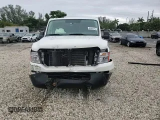 2019 Nissan NV Cargo S z VIN 1N6BF0KM6KN801803, wystawiony jako Copart lot #88928045 z przebiegiem 128 547 mil mil oraz Nie do naprawy • Non repairable. Historia ofert i sprzedaży dostępna na DreamBid. Obrazek 14.
