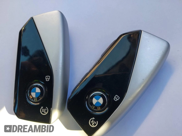 2023 BMW i7 xDrive60 z VIN WBY53EJ05PCN86100, wystawiony jako IAAI lot #40845180 z przebiegiem 4 231 mil mil oraz . Historia ofert i sprzedaży dostępna na DreamBid. Obrazek 11.