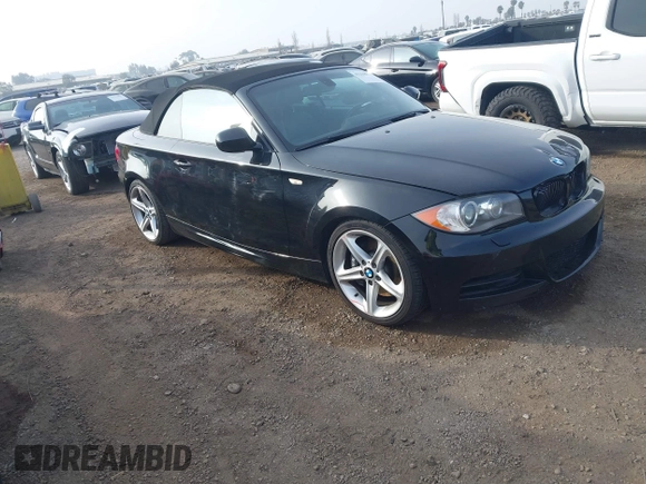 2010 BMW 1 Series 135i with VIN WBAUN9C54AVK41785, listed as a IAAI auction lot 41228825 with 60,817 mi miles and . Bid and sale history available at carsss.com. Image 1.