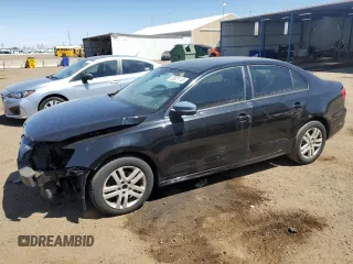2012 Volkswagen Jetta SE z VIN 3VWDP7AJ3CM321946, wystawiony jako Copart lot #52621115 z przebiegiem 195 166 mil mil oraz Nie do naprawy • Non repairable. Historia ofert i sprzedaży dostępna na DreamBid. Obrazek 1.