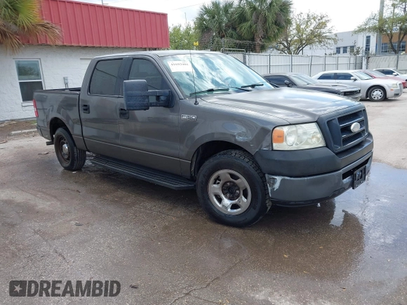 2008 Ford F-150 XL with VIN 1FTRW12W18FA67373, listed as a IAAI auction lot 41693401 with 198,864 mi miles. Bid and sale history available at carsss.com. Image 1.