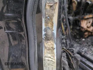 2015 Jeep Cherokee Sport z VIN 1C4PJMAB9FW564237, wystawiony jako Copart lot #51441465 z przebiegiem Nie podano mil oraz Szkoda całkowita • Salvage title. Historia ofert i sprzedaży dostępna na DreamBid. Obrazek 13.