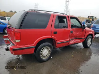 1998 GMC Jimmy SLE with VIN 1GKDT13W1W2508350, listed as a Copart auction lot 77904394 with 175,000 mi miles and Salvage Title. Bid and sale history available at carsss.com. Image 3.