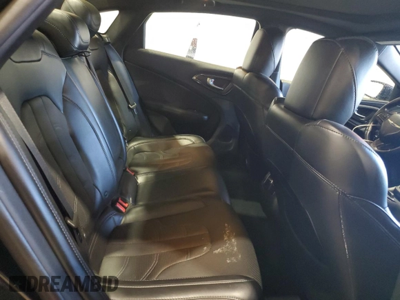 2016 Chrysler 200 S z VIN 1C3CCCBG9GN122468, wystawiony jako Copart lot #54437125 z przebiegiem 115 160 mil mil oraz Szkoda całkowita • Salvage title. Historia ofert i sprzedaży dostępna na DreamBid. Obrazek 10.