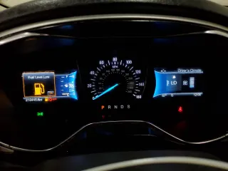 2016 Ford Fusion SE with VIN 1FA6P0H75G5117664, listed as a Copart auction lot 61324274 with 218,446 mi miles and Salvage Title. Bid and sale history available at carsss.com. Image 9.
