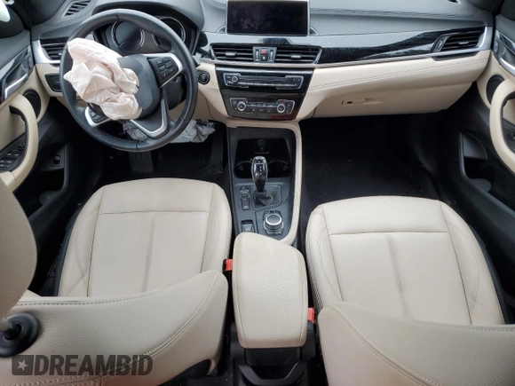 2020 BMW X1 xDrive28i с VIN WBXJG9C03L5P59462, выставлен на аукционе Copart как лот 52725835 с пробегом Не указан миль и Списание • Salvage title. История ставок и продаж доступна на DreamBid. Изображение 8.